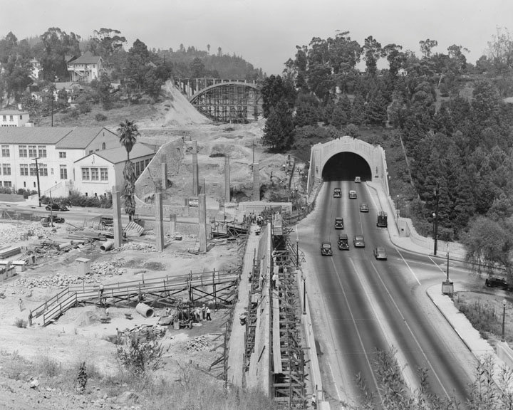 Larga Avenue at Silver Lake Blvd.